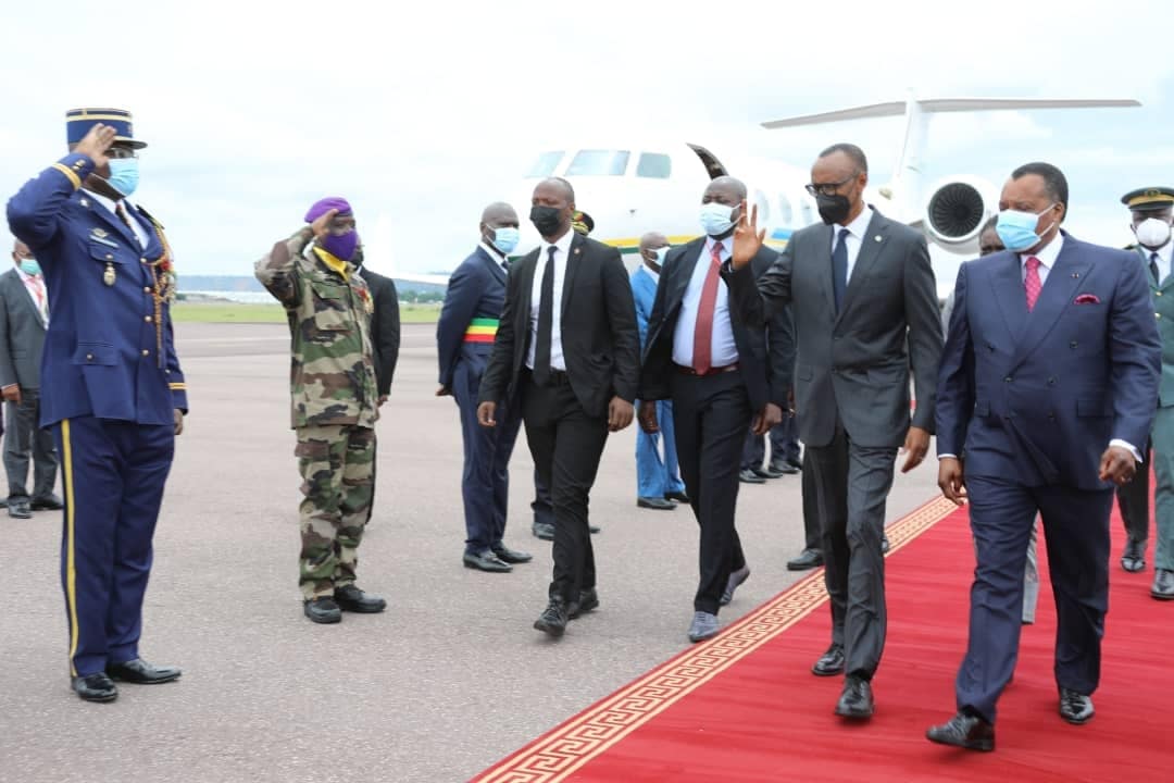 Brazzaville, Republic of Congo: President Sassou Nguesso welcomes President Kagame