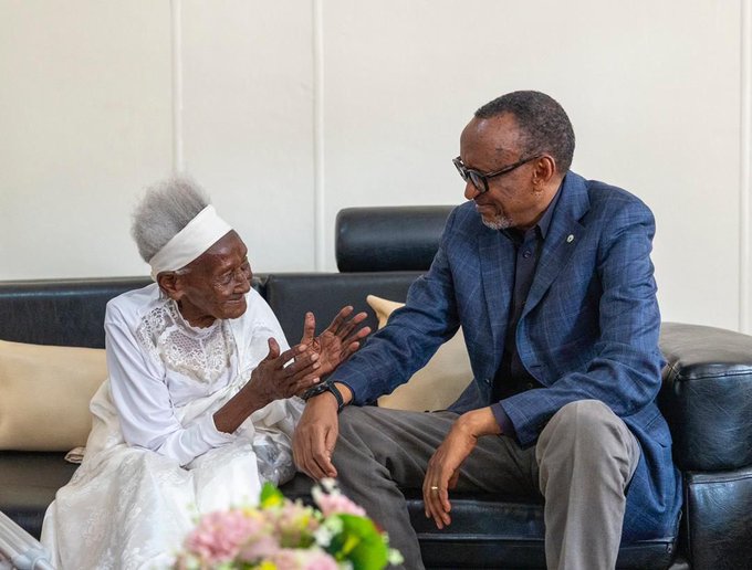 Nyamagabe: 110 year old widow of the Genocide against the Tutsi welcomed President Kagame