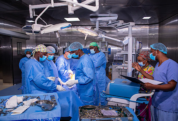 MEDICAL SPECIALISTS CONDUCT FIRST LIVER SURGERY AT RWANDA MILITARY HOSPITAL
